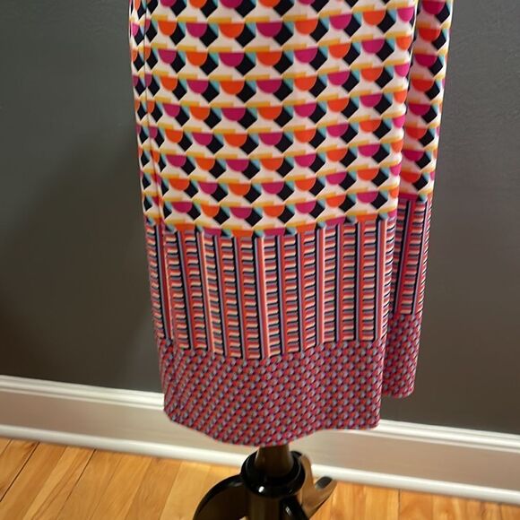 Laundry by Shelli Segal bright geometric print stretch lined pullover midi. Med - Picture 5 of 7